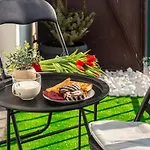 Sunlit Urban Nest - M&n Апартаменти