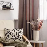 Sunlit Urban Nest - M&n Bucareste