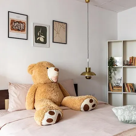 Daire Sunlit Urban Nest - M&n *