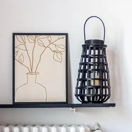 Daire Sunlit Urban Nest - M&n