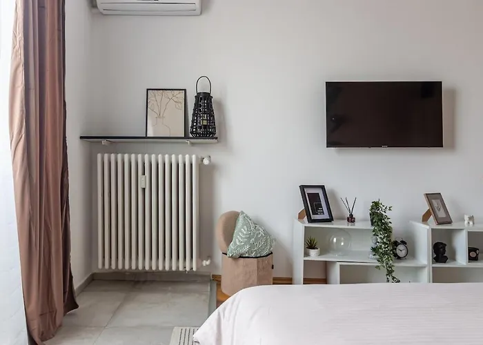 Sunlit Urban Nest - M&n Bukarest