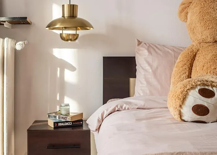 Sunlit Urban Nest - M&n * Bukarest